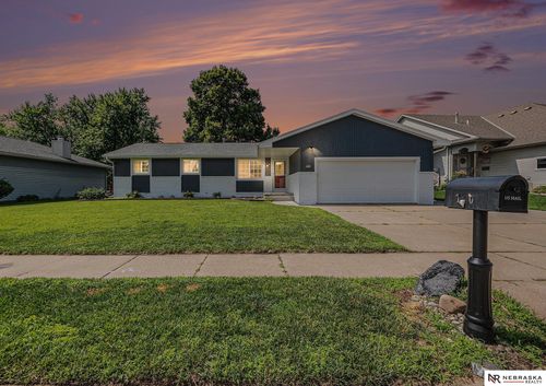 1409 Nelson Ln, Fremont, NE, 68025-2037 | Card Image