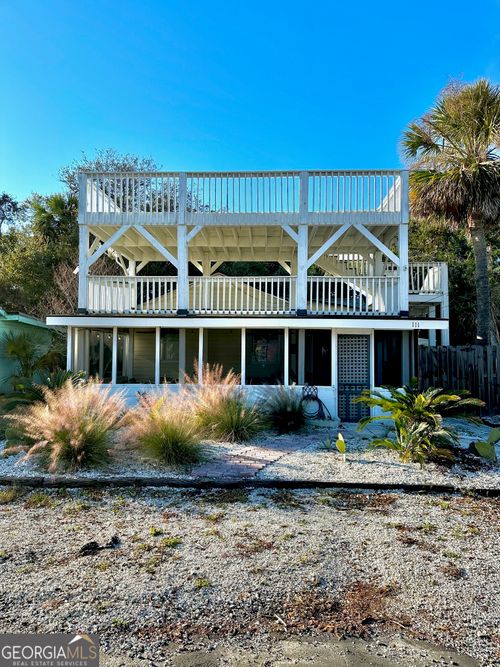 111 2nd Ave, Tybee Island, GA, 31328-8766 | Card Image