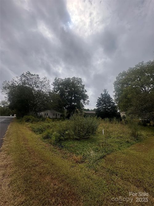 2540 W Nc 10 Hwy, Hickory, NC, 28601 | Card Image