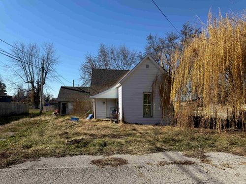 102 N Prairie Street, New Richmond, IN, 47967 | Card Image