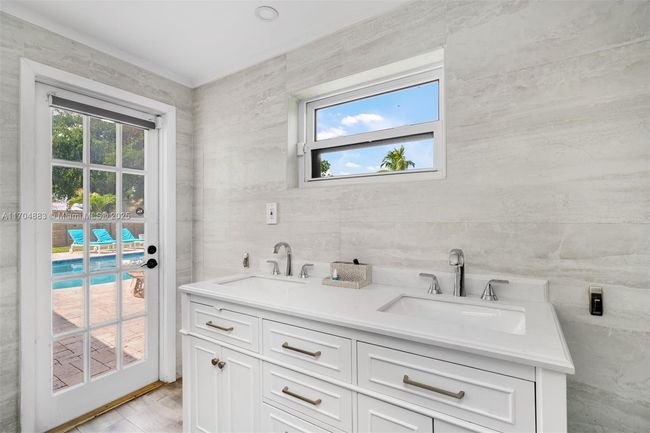 1805 Keystone Blvd, House other with 4 bedrooms, 2 bathrooms and null parking in North Miami FL | Image 16