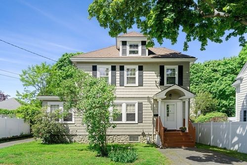 4 Mystic Rd, Marblehead, MA, 01945-1061 | Card Image