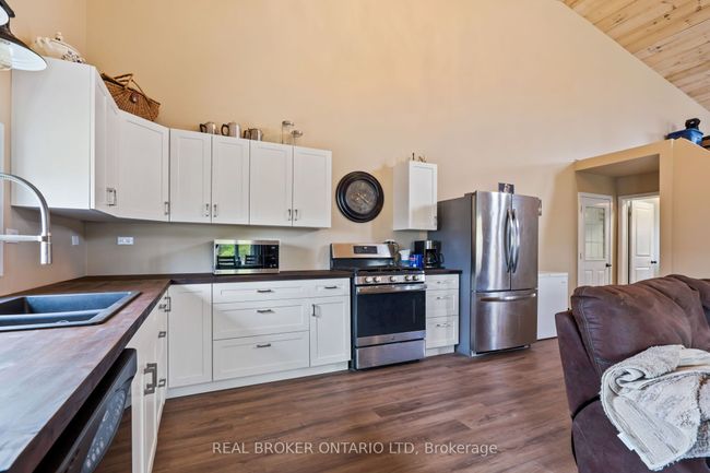 4196 Walkers Dr, House other with 3 bedrooms, 2 bathrooms and 6 parking in Glencoe ON | Image 36