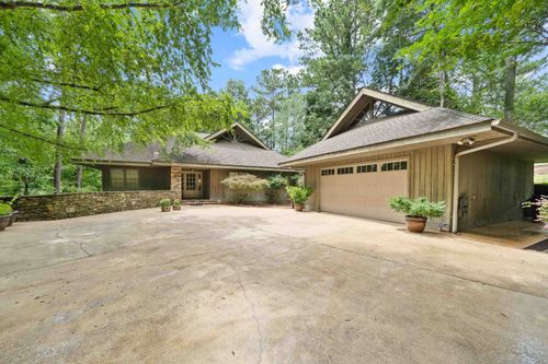 1031 Old Still Rd, Greensboro, GA, 30642-3724 | Card Image