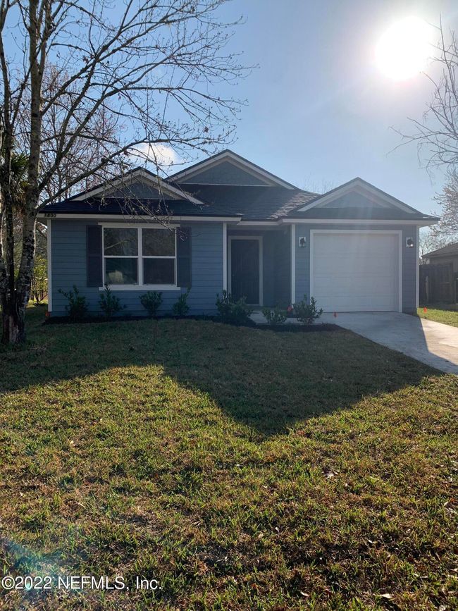 1800 Sheraton Lakes Cir, Inactive in Middleburg Zoocasa