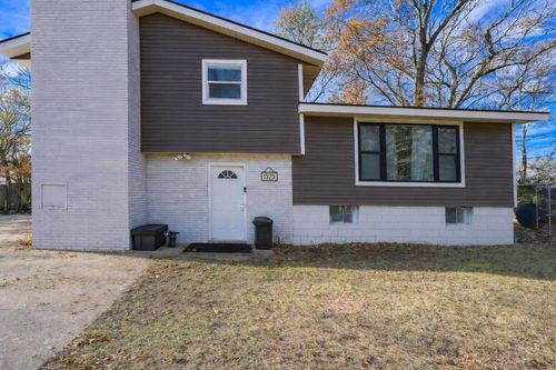 1325 Sumac St, Muskegon, MI, 49445-2539 | Card Image
