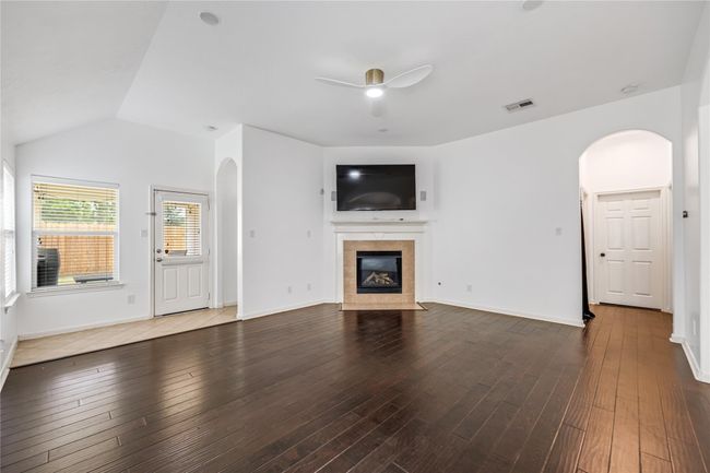 30611 Gardenia Trace Dr, House other with 4 bedrooms, 2 bathrooms and 2 parking in Spring TX | Image 11