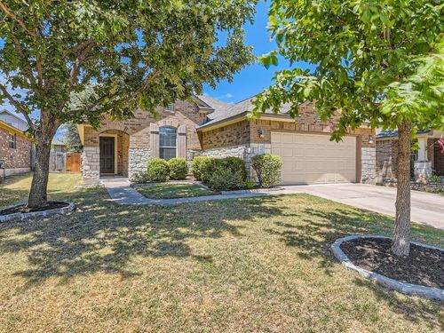 790 Middle Crk, Buda, TX, 78610-2782 | Card Image