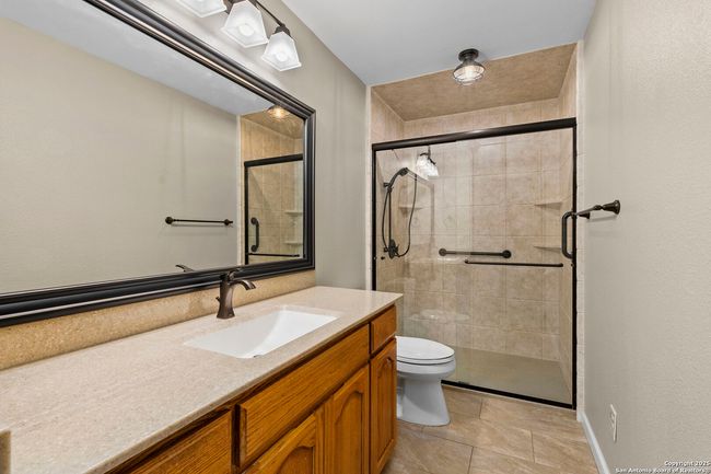 7835 Wild Eagle Rd, House other with 5 bedrooms, 3 bathrooms and null parking in San Antonio TX | Image 18