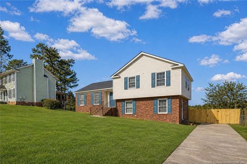 382 Saddle Ridge Rd, Fayetteville, NC, 28311-1241 | Card Image