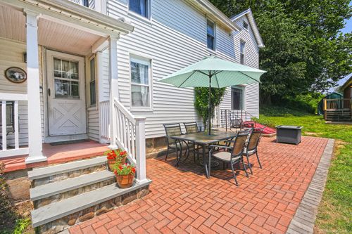 44 Johnson Ave, Seymour, CT, 06483-2731 | Card Image