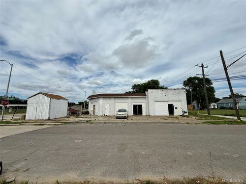 3100 E Davison St, Hamtramck, MI, 48212-1650 | Card Image