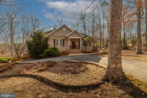 3 Albano Ct, PALMYRA, VA, 22963-2614 | Card Image