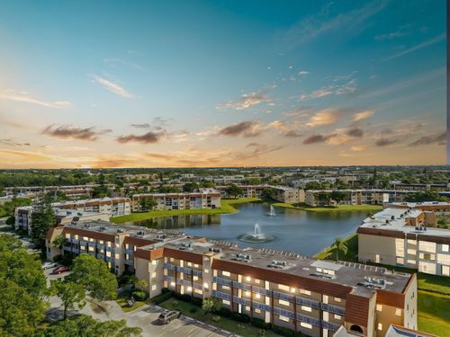 210-8950 Sunrise Lakes Blvd, Sunrise, FL, 33322-6071 | Card Image