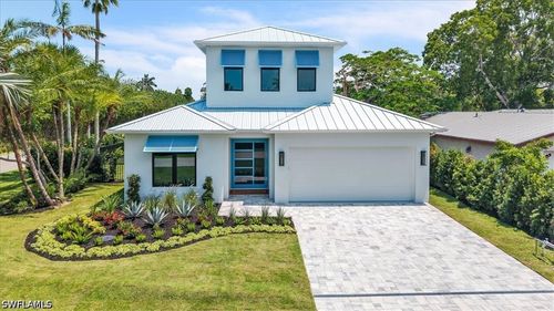 1009 29th Ave N, NAPLES, FL, 34103-4560 | Card Image