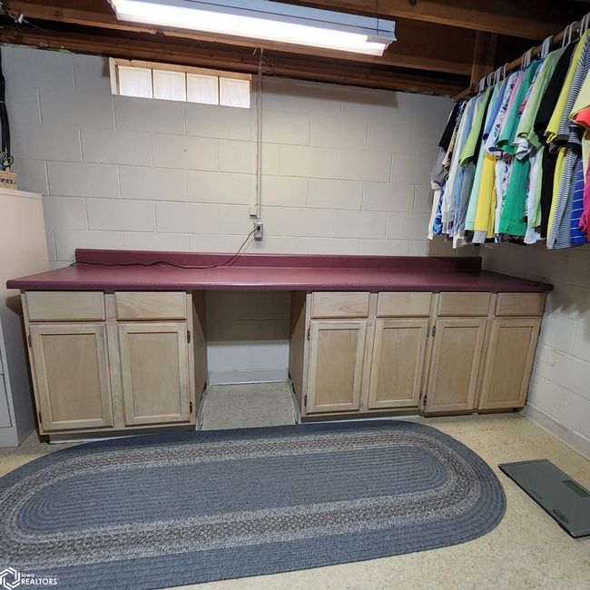 213 E Baker St, Home with 4 bedrooms, 2 bathrooms and 2 parking in Avoca IA | Image 48
