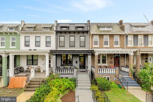1321 E St Ne, WASHINGTON, DC, 20002-5429 | Card Image
