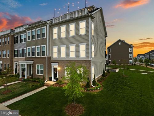 17330 Turnstone Dr, DUMFRIES, VA, 22026-3088 | Card Image
