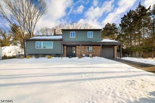 62 Drake Rd, Somerset, NJ, 08873-2304 | Card Image