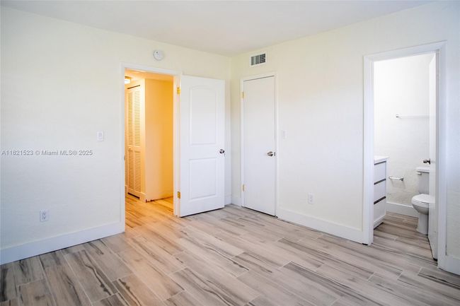 APT-1019 - 8650 Sw 67 Th Ave, Condo with 2 bedrooms, 3 bathrooms and null parking in Pinecrest FL | Image 10