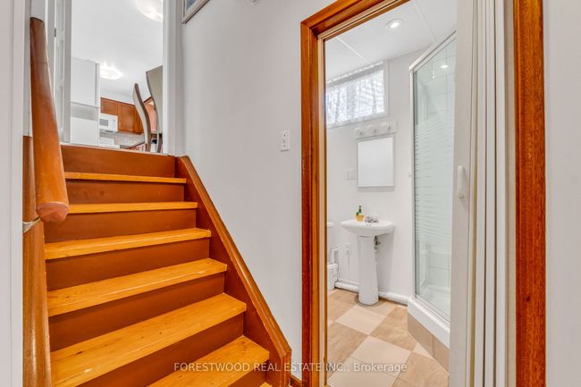 9245 8 Th Line, House other with 4 bedrooms, 2 bathrooms and 6 parking in Georgetown ON | Image 30