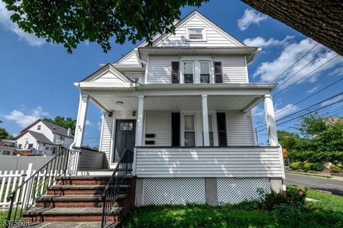 52 Orchard St, Ridgefield Park, NJ, 07660-2241 | Card Image