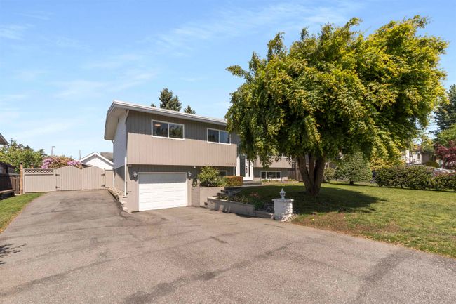 11455 85 Avenue, House other with 4 bedrooms, 2 bathrooms and 4 parking in Delta BC | Image 1