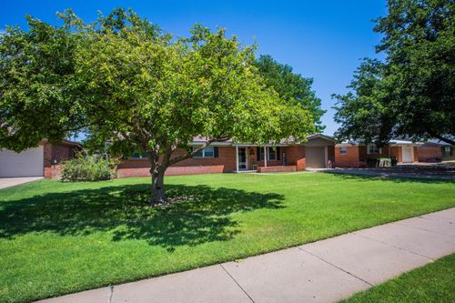1906 W Avenue F, Muleshoe, TX, 79347-4238 | Card Image