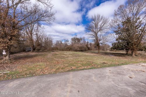 5225 River Rd, Louisville, KY, 40222 | Card Image