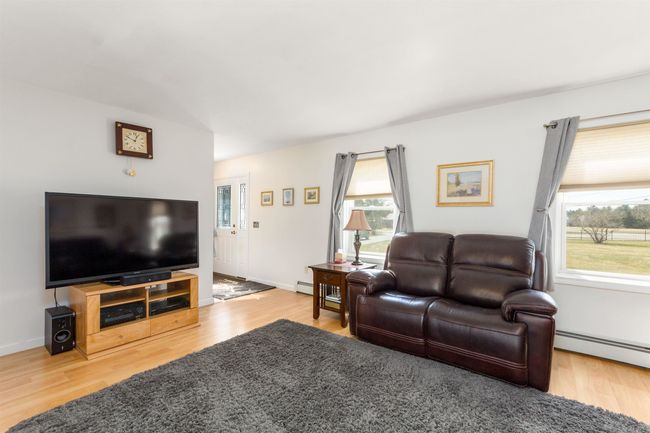6 Hobbs Rd, House other with 3 bedrooms, 2 bathrooms and null parking in Milton VT | Image 4
