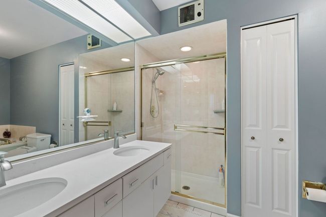 APT-311 - 3100 Lexington Ln, Condo with 2 bedrooms, 2 bathrooms and 1 parking in Glenview IL | Image 19
