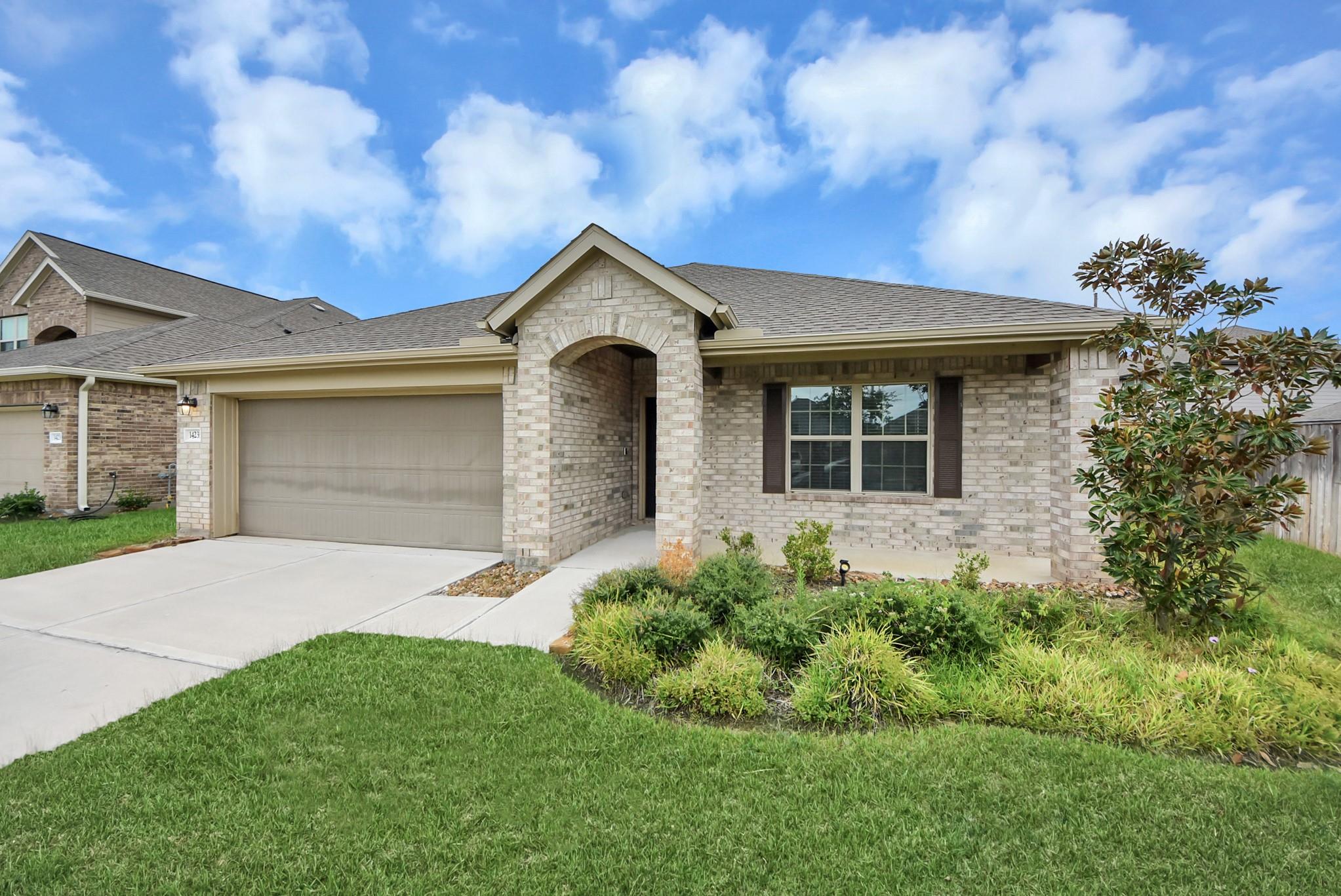 Residential Lease in Rosharon 2