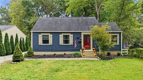 218 School St, Kent, OH, 44240-3805 | Card Image