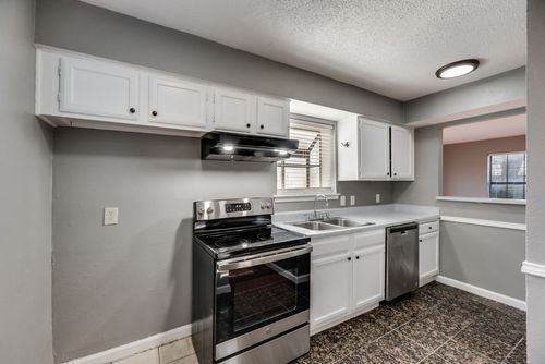 5504 Columbia Ave, Dallas, TX, 75214-5122 | Card Image