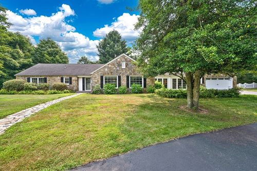 100 Battle St, Somers, CT, 06071-1629 | Card Image