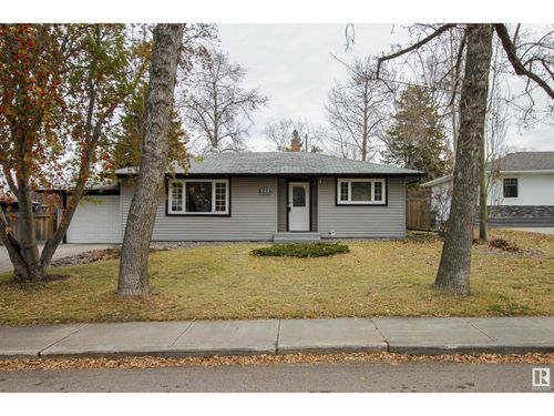 995 Conifer St, Sherwood Park, AB, T8A1N6 | Card Image