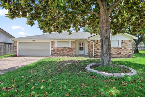 2621 16th Avenue N, Texas City, TX, 77590 | Card Image