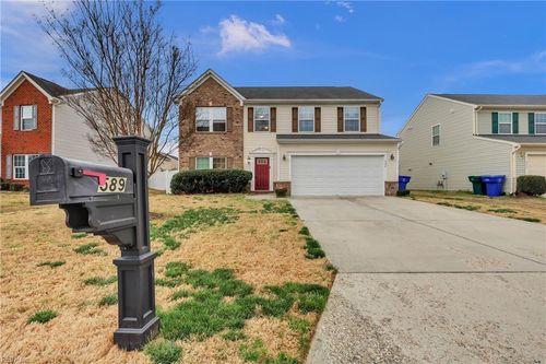589 Leonard Ln, Newport News, VA, 23601-1757 | Card Image