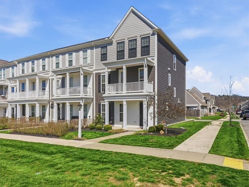 1638 Hastings Park Dr, Bridgeville, PA, 15017-3115 | Card Image