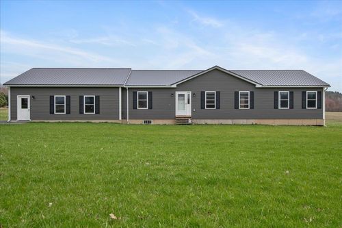 482 Pidgeon Hill Rd, Franklin, VT, 05457-4422 | Card Image