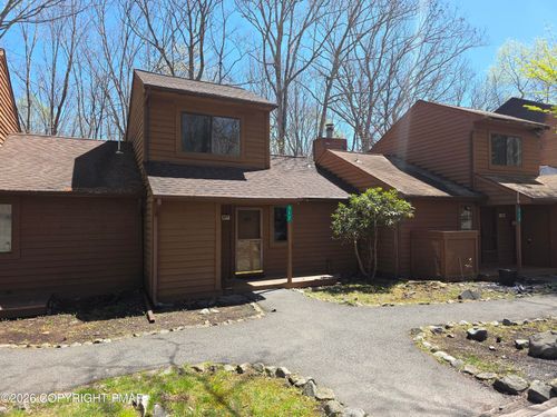 317 Keswick Ave, Bushkill, PA, 18324-8141 | Card Image