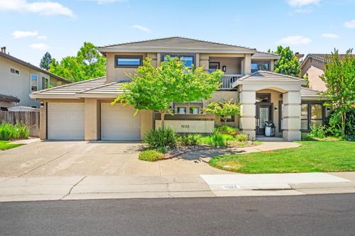 9033 Laguna Lake Way, Elk Grove, CA, 95758 | Card Image