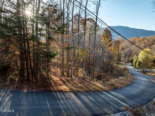 35 Lone Star Dr, Johnson City, TN, 37601 | Card Image