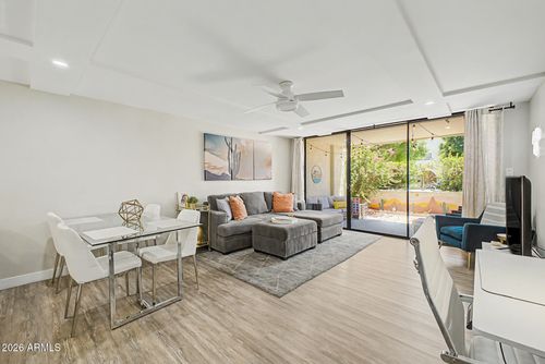 b147-7625 E Camelback Rd, Scottsdale, AZ, 85251-2105 | Card Image