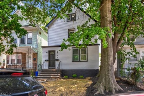 152 N Clinton St, East Orange, NJ, 07017-2550 | Card Image