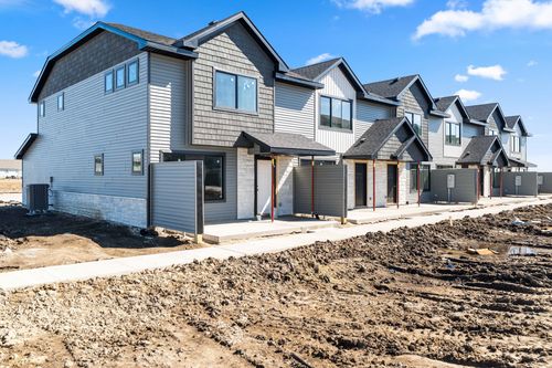 610 Ne Winding Trail Dr, Ankeny, IA, 50021 | Card Image