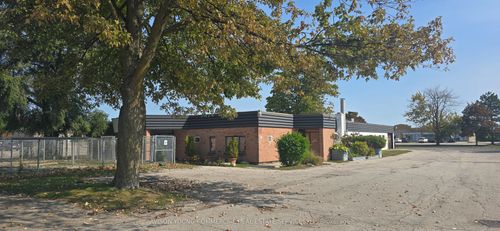 624 Clarke Rd, London, ON, N5V3K5 | Card Image