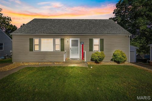 336 Academy St, Ste Genevieve, MO, 63670-1217 | Card Image