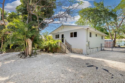 516 Plante St, Key Largo, FL, 33037-4670 | Card Image