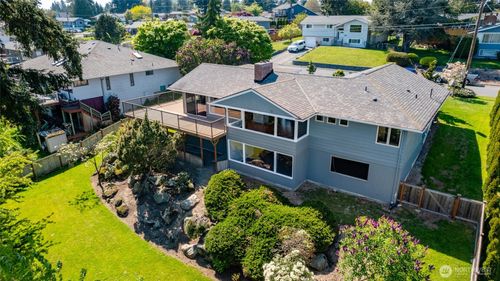 12103 Hilynn Dr, Burlington, WA, 98233-3581 | Card Image